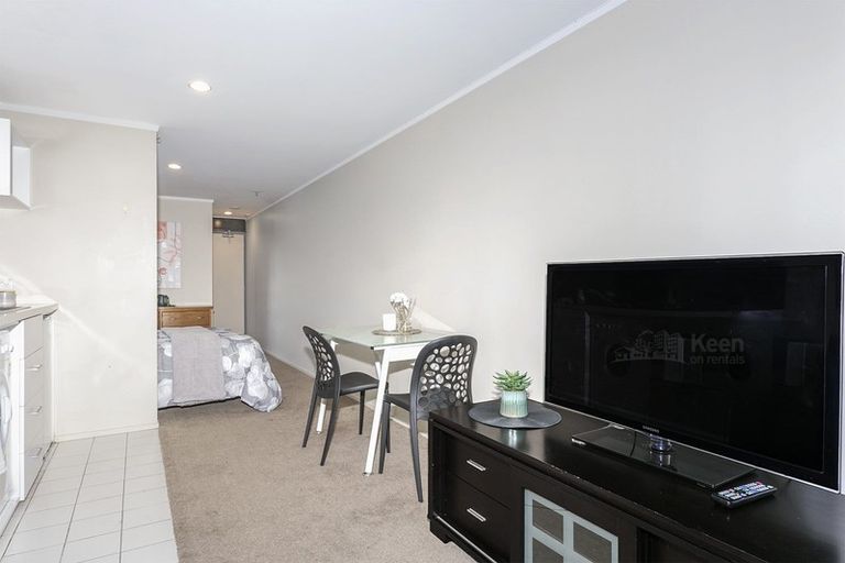 Photo of property in Waldorf Bankside Apartments, 4e/8 Bankside Street, Auckland Central, Auckland, 1010