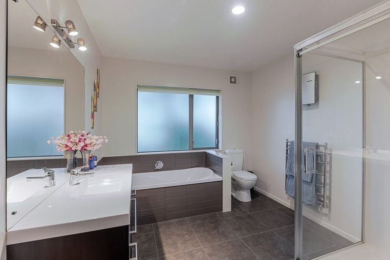 Photo of property in 11 Beckett Lane, Raumati Beach, Paraparaumu, 5032