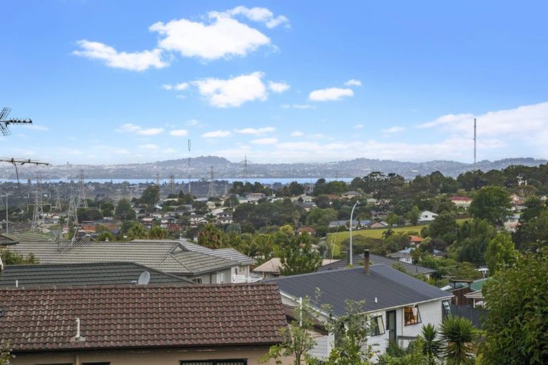 Photo of property in 21d Cherry Tree Place, Massey, Auckland, 0614