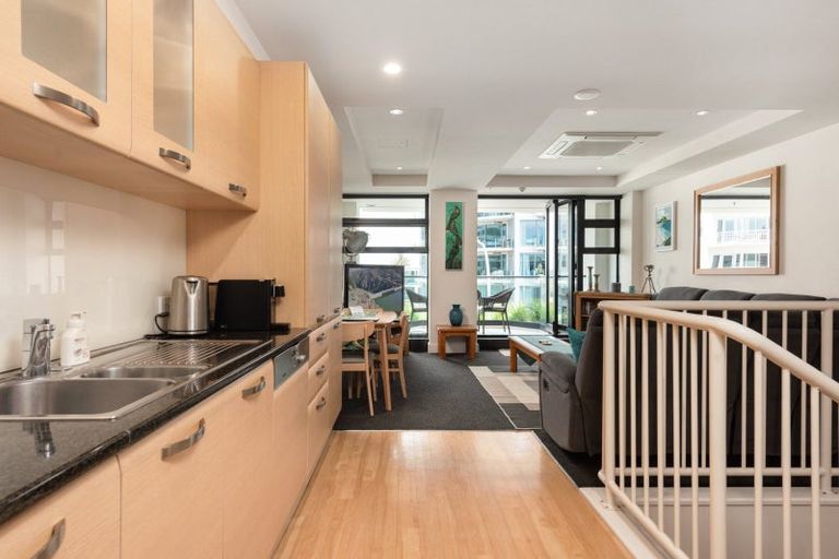 Photo of property in 1/11p Maunganui Road, Mount Maunganui, 3116