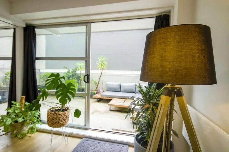 Photo of property in 8/8 Clayton Street, Newmarket, Auckland, 1023