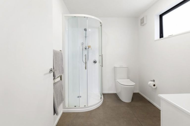 Photo of property in 68a Darlington Road, Miramar, Wellington, 6022