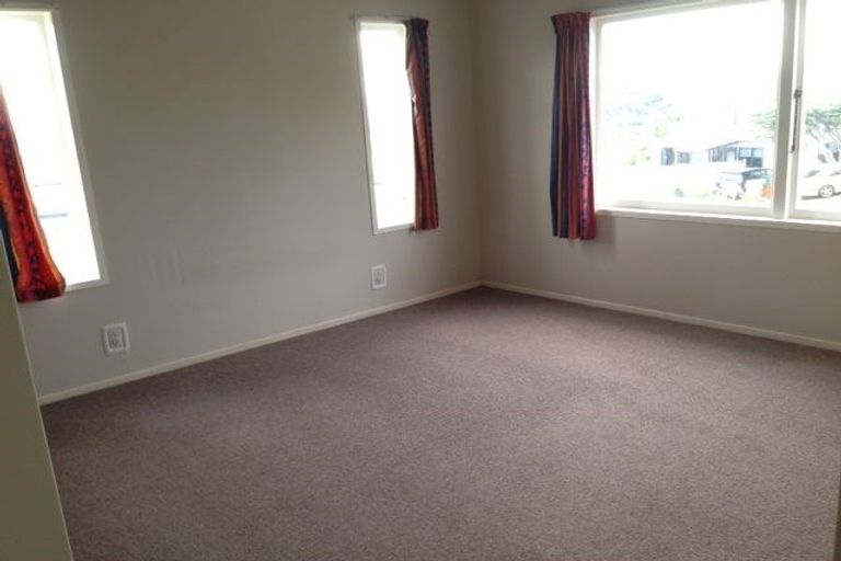 Photo of property in 11a Atlanta Grove, Brooklyn, Wellington, 6021