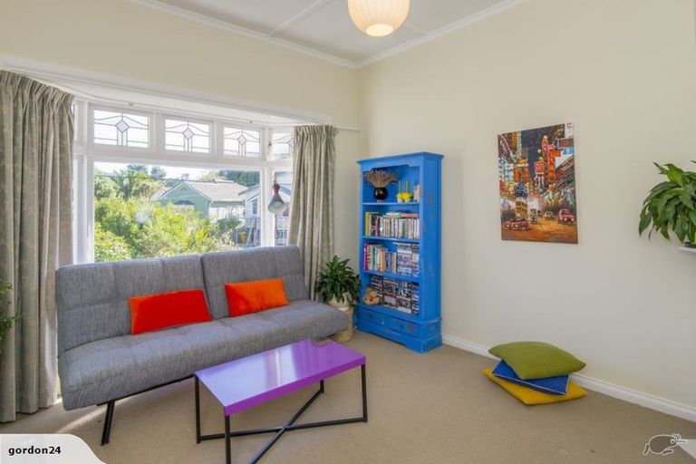Photo of property in 46 Jackson Street, Island Bay, Wellington, 6023