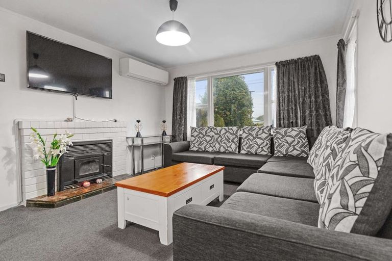 Photo of property in 13 Logan Street, Fairy Springs, Rotorua, 3015