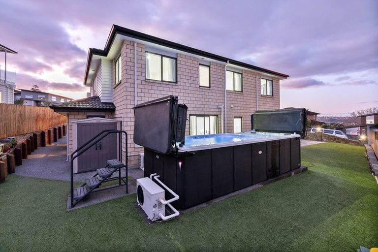 Photo of property in 2 Platinum Rise, Ranui, Auckland, 0612