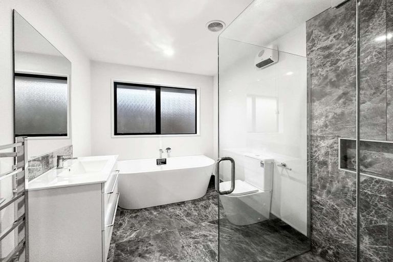 Photo of property in 27 Crossley Avenue, Woodend, 7610