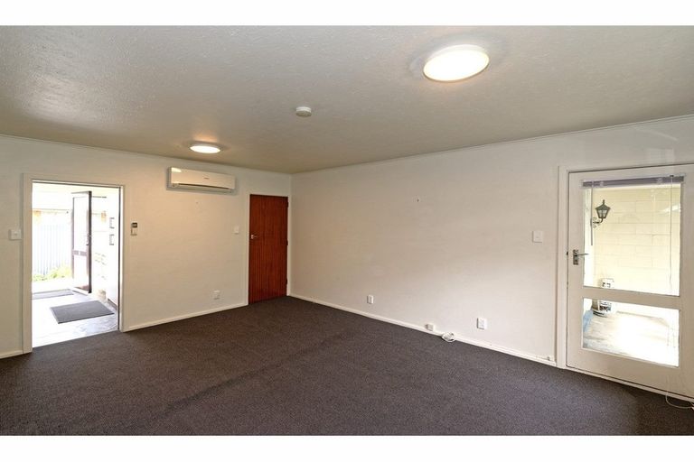 Photo of property in 6/73 Fairfield Avenue, Addington, Christchurch, 8024