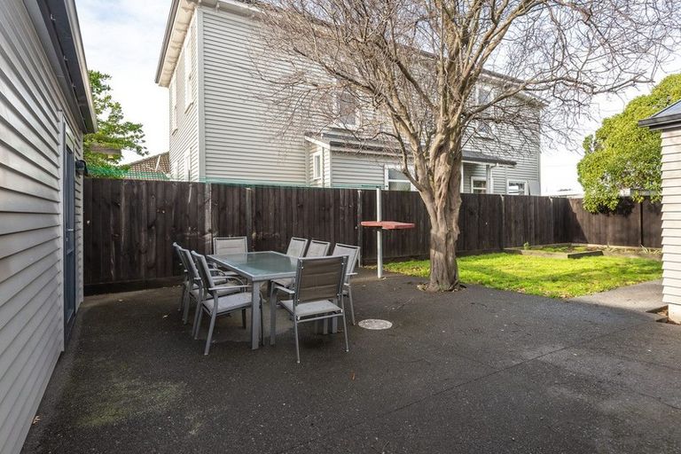 Photo of property in 76 Hawke Street, New Brighton, Christchurch, 8083