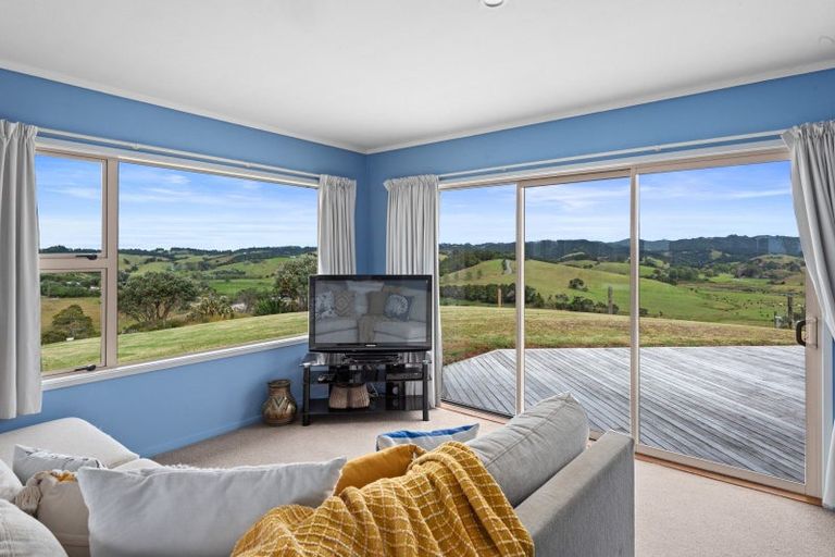 Photo of property in 347 Campbell Road, Parua Bay, Onerahi, 0192