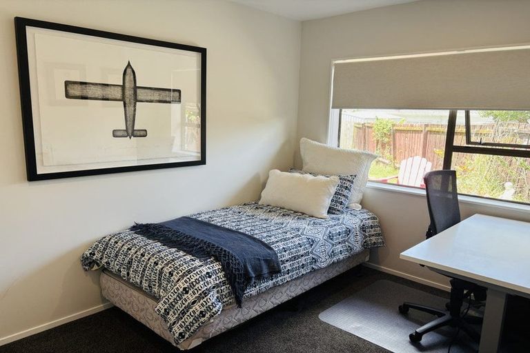 Photo of property in 23b Thorburn Avenue, Red Beach, 0932