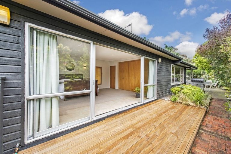 Photo of property in 51 Kings Avenue, Waikuku Beach, 7402