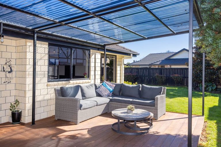 Photo of property in 31 Nielsen Gardens, Rototuna, Hamilton, 3210