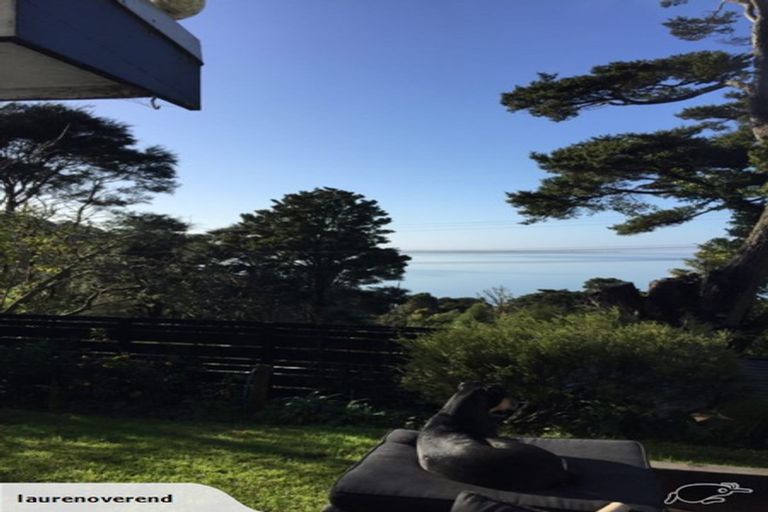 Photo of property in 29 Kauri Point Road, Laingholm, Auckland, 0604