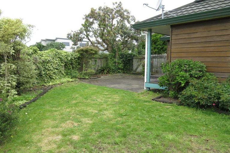 Photo of property in 2 Eatwell Avenue, Paraparaumu Beach, Paraparaumu, 5032