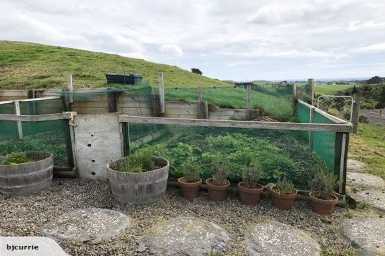 Photo of property in 8 Shere Lane, Linton, Palmerston North, 4472