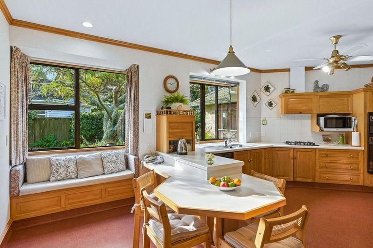 Photo of property in 7 Maple Lane, Waikanae, 5036