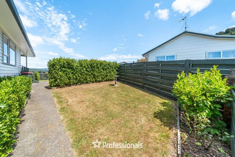 Photo of property in 3 Utah Grove, Totara Park, Upper Hutt, 5018