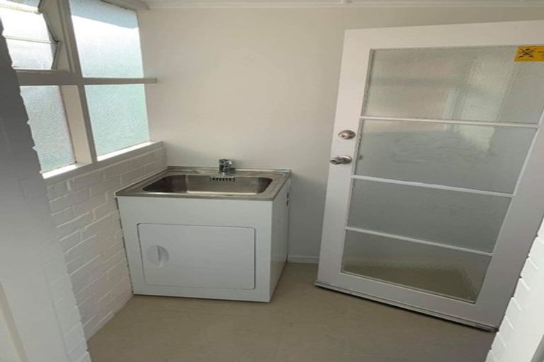 Photo of property in 2/42 Kawerau Avenue, Devonport, Auckland, 0624