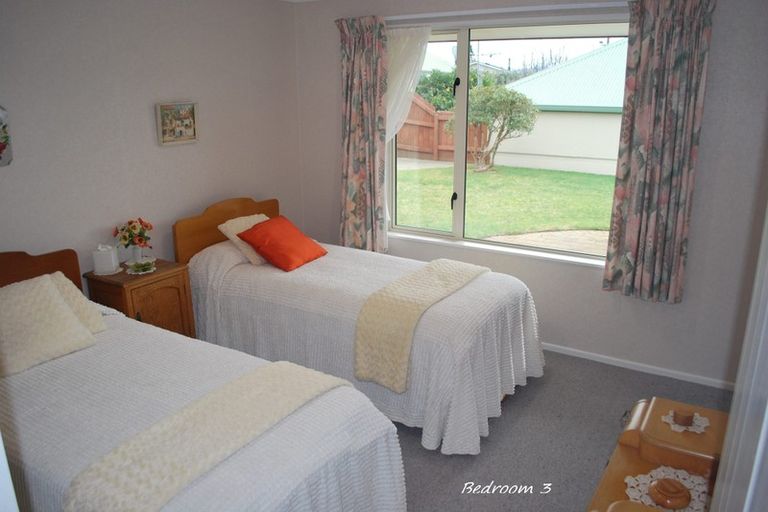 Photo of property in 4 Ballard Drive, Stoke, Nelson, 7011