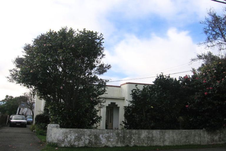 Photo of property in 21 Waikare Avenue, Waiwhetu, Lower Hutt, 5010