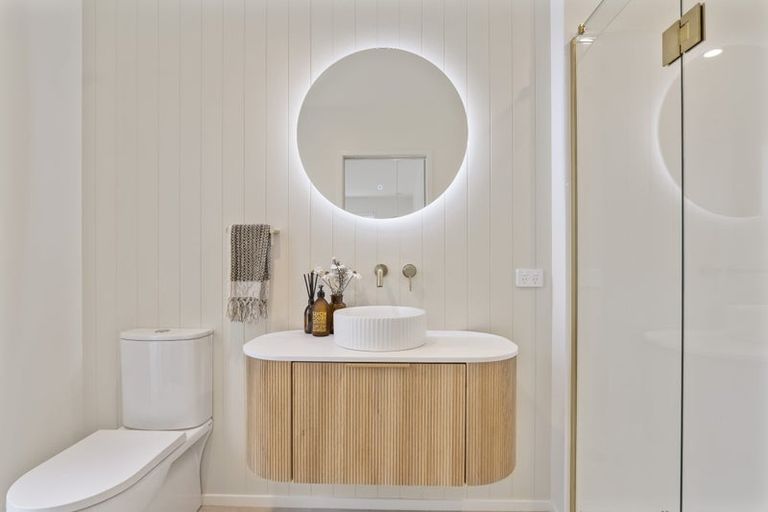 Photo of property in 9/2 Wilton Street, Westown, New Plymouth, 4310