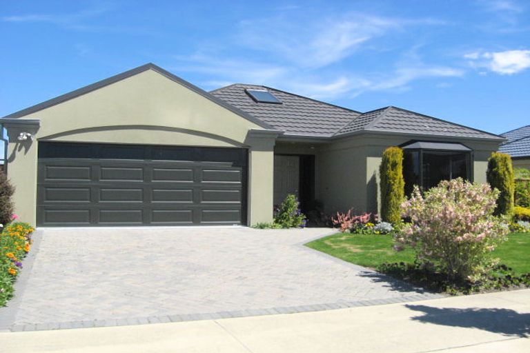 Photo of property in 33 Beechwood Drive, Northwood, Christchurch, 8051
