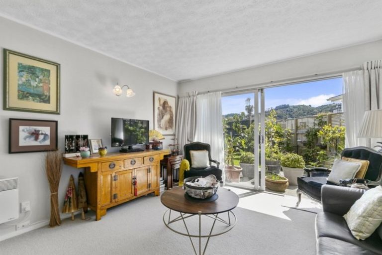 Photo of property in 1001b High Street, Avalon, Lower Hutt, 5011
