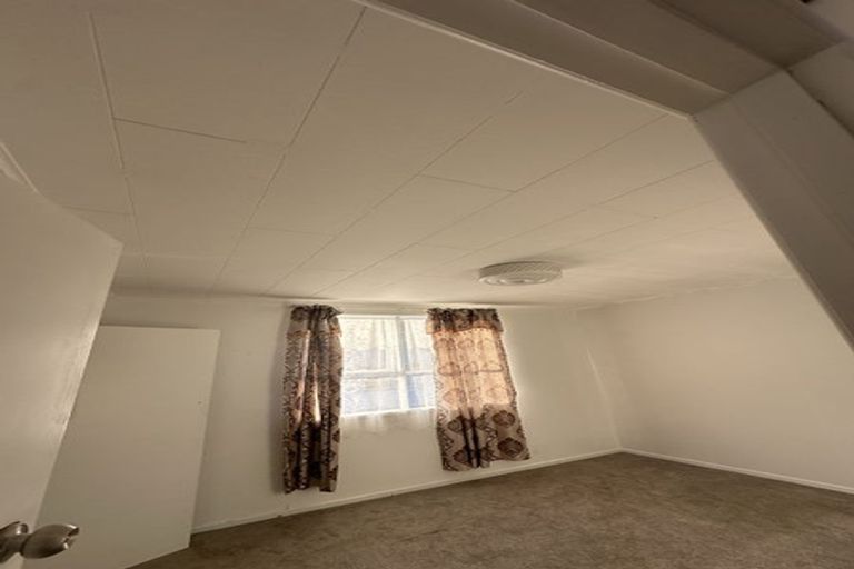 Photo of property in 12 Ennis Avenue, Pakuranga Heights, Auckland, 2010