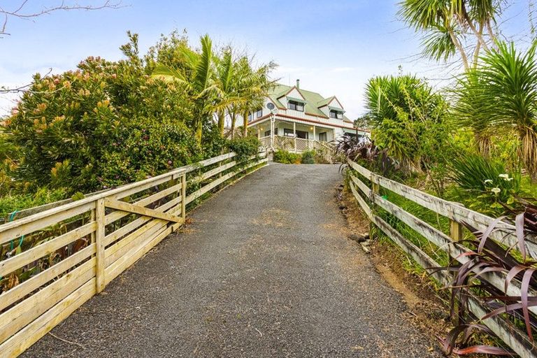 Photo of property in 5 Wendy Road, Waitakere, Auckland, 0816