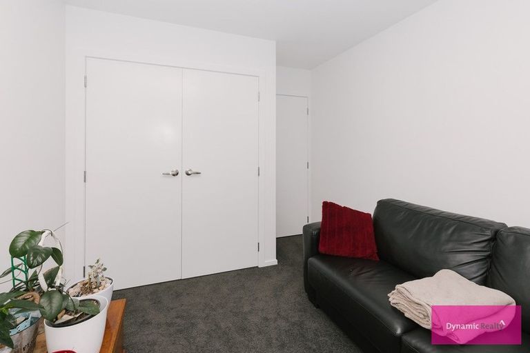 Photo of property in 43a Abraham Crescent, Milson, Palmerston North, 4414