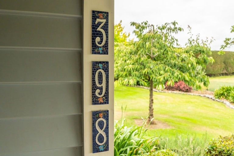 Photo of property in 398 Deans Road, Darfield, 7571