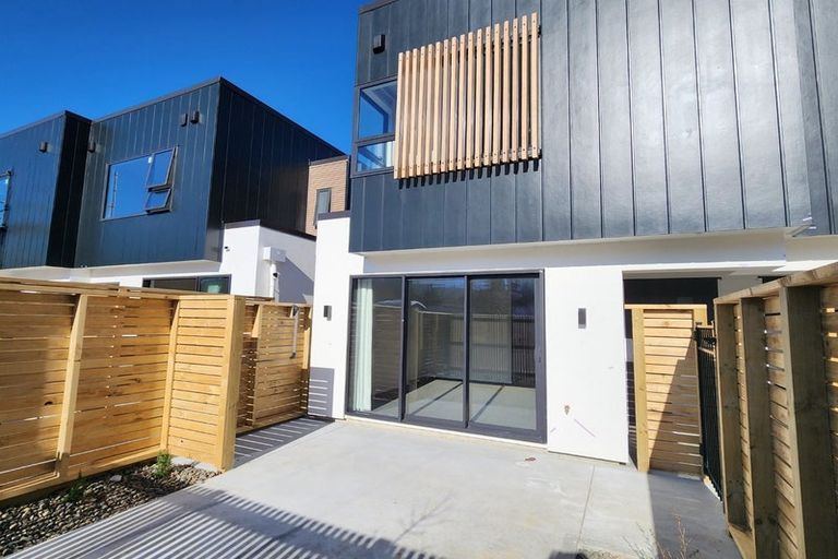 Photo of property in 17 Faulke Avenue, Wainuiomata, Lower Hutt, 5014