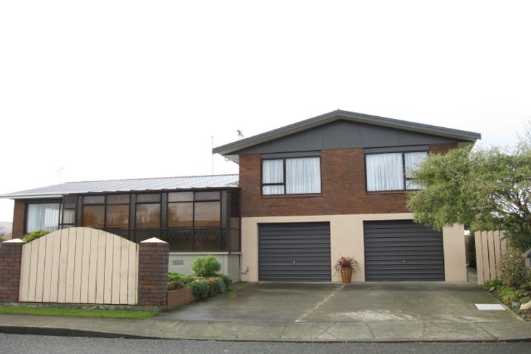 Photo of property in 90 Kildare Drive, Waikiwi, Invercargill, 9810