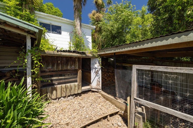 Photo of property in 23 Te Ara Crescent, Diamond Harbour, Lyttelton, 8971
