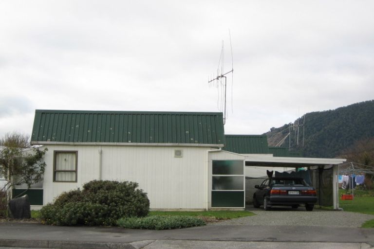 Photo of property in 101 Fairfax Street, Murchison, 7007