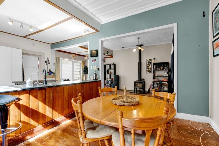 Photo of property in 150 Ackworth Road, Lepperton, New Plymouth, 4373