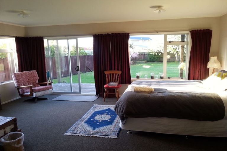 Photo of property in 19 Ward Place, Richmond Heights, Taupo, 3330