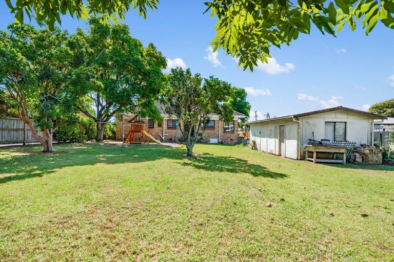 Photo of property in 25 Fairview Road, Papatoetoe, Auckland, 2025