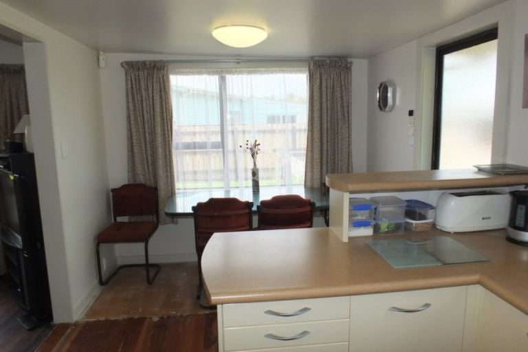 Photo of property in 26 Roore Street, Foxton Beach, Foxton, 4815