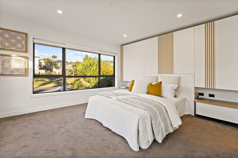 Photo of property in 1a Morrow Avenue, Bucklands Beach, Auckland, 2012