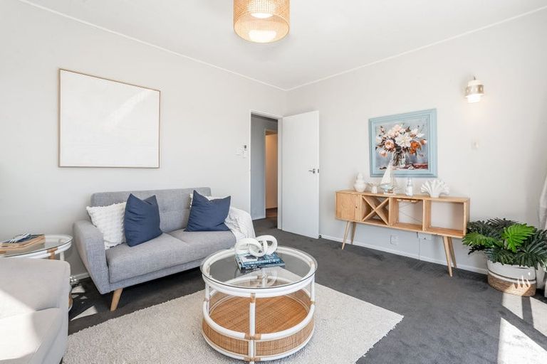 Photo of property in 1/24 Lambley Road, Titahi Bay, Porirua, 5022