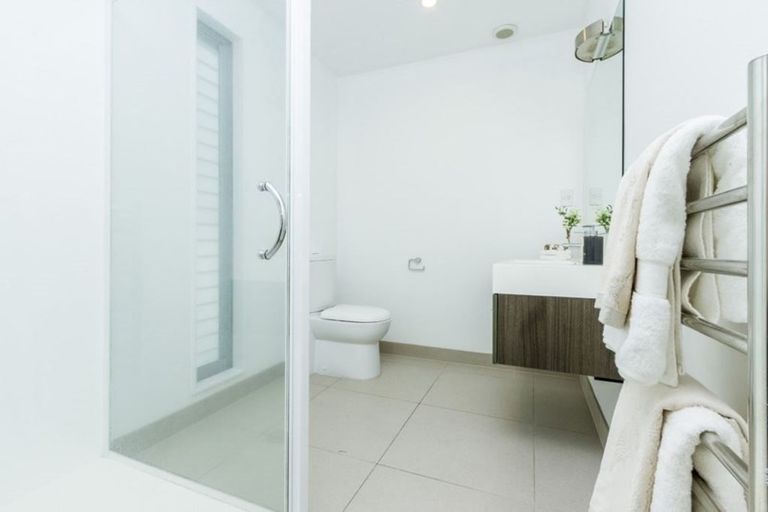 Photo of property in 5/49 Browns Road, Browns Bay, Auckland, 0630