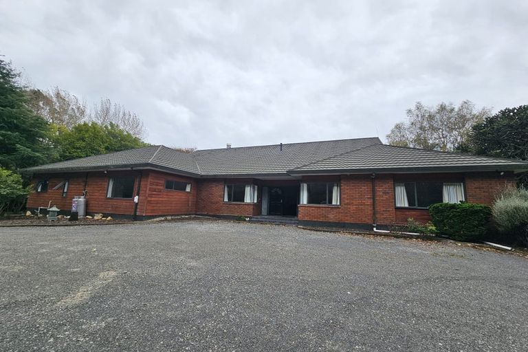 Photo of property in 97 Avenue North Road, Levin, 5510