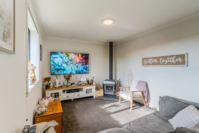 Photo of property in 2 Flower Street, Fairfield, Dunedin, 9018