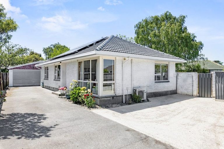 Photo of property in 3 Besant Place, Avondale, Christchurch, 8061
