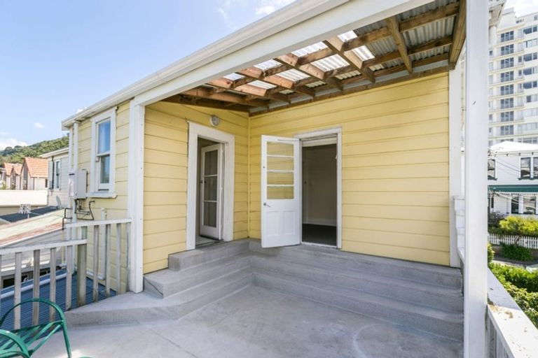 Photo of property in 12 Goring Street, Thorndon, Wellington, 6011