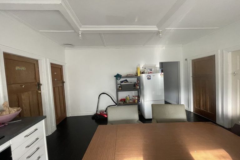 Photo of property in 56 Raroa Road, Kelburn, Wellington, 6012