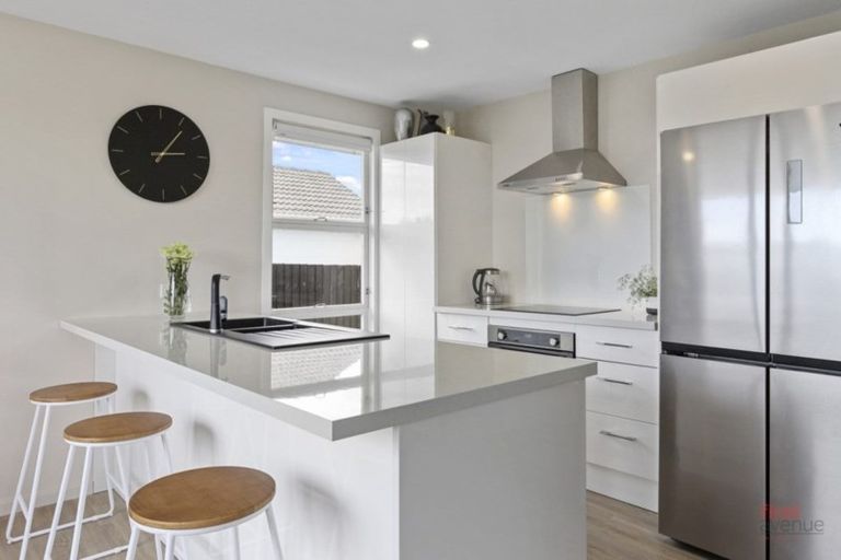 Photo of property in 396 Mairehau Road, Parklands, Christchurch, 8083