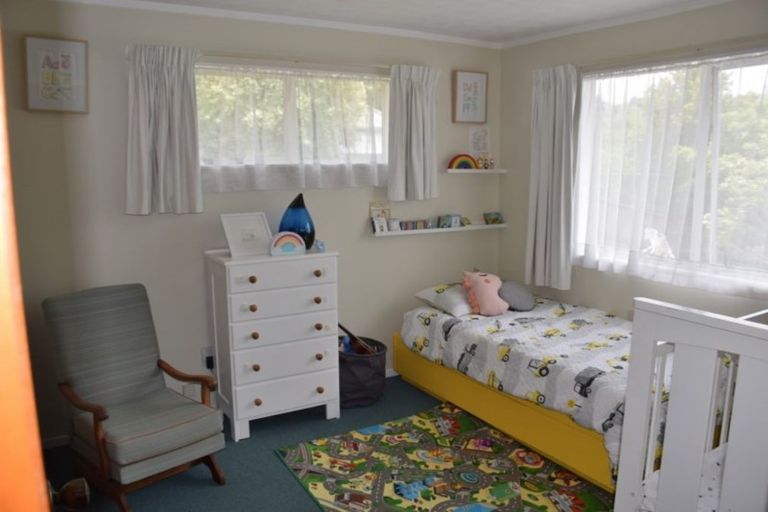 Photo of property in 68 Kohekohe Street, New Lynn, Auckland, 0600
